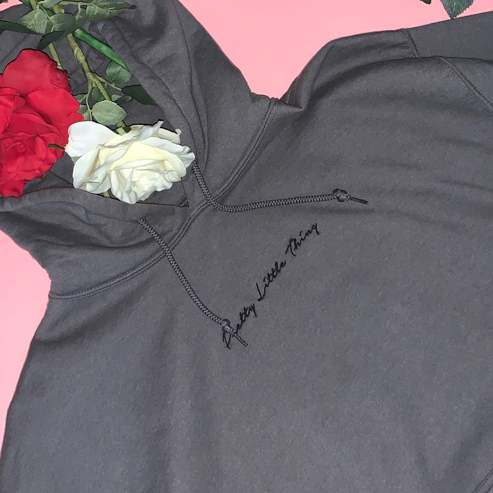 Pretty Little Thing hoodie sweater